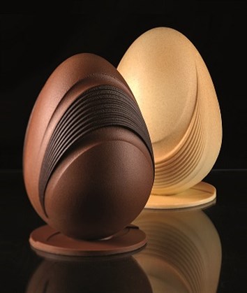 Thermoformed Striated Egg Chocolate Mould